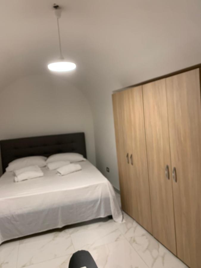 Viky House Chiaja 1 Apartment Naples Exterior photo