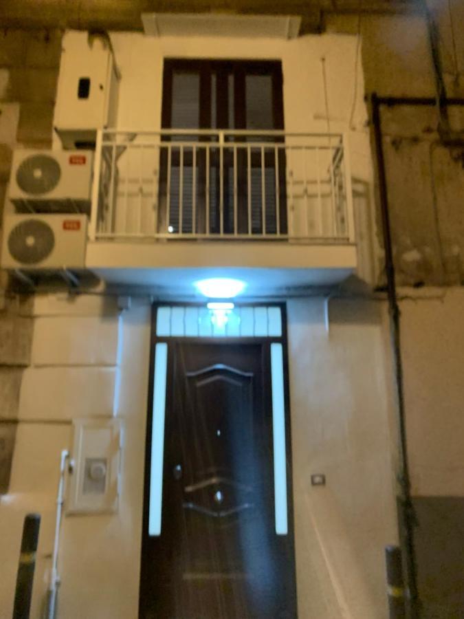 Viky House Chiaja 1 Apartment Naples Exterior photo
