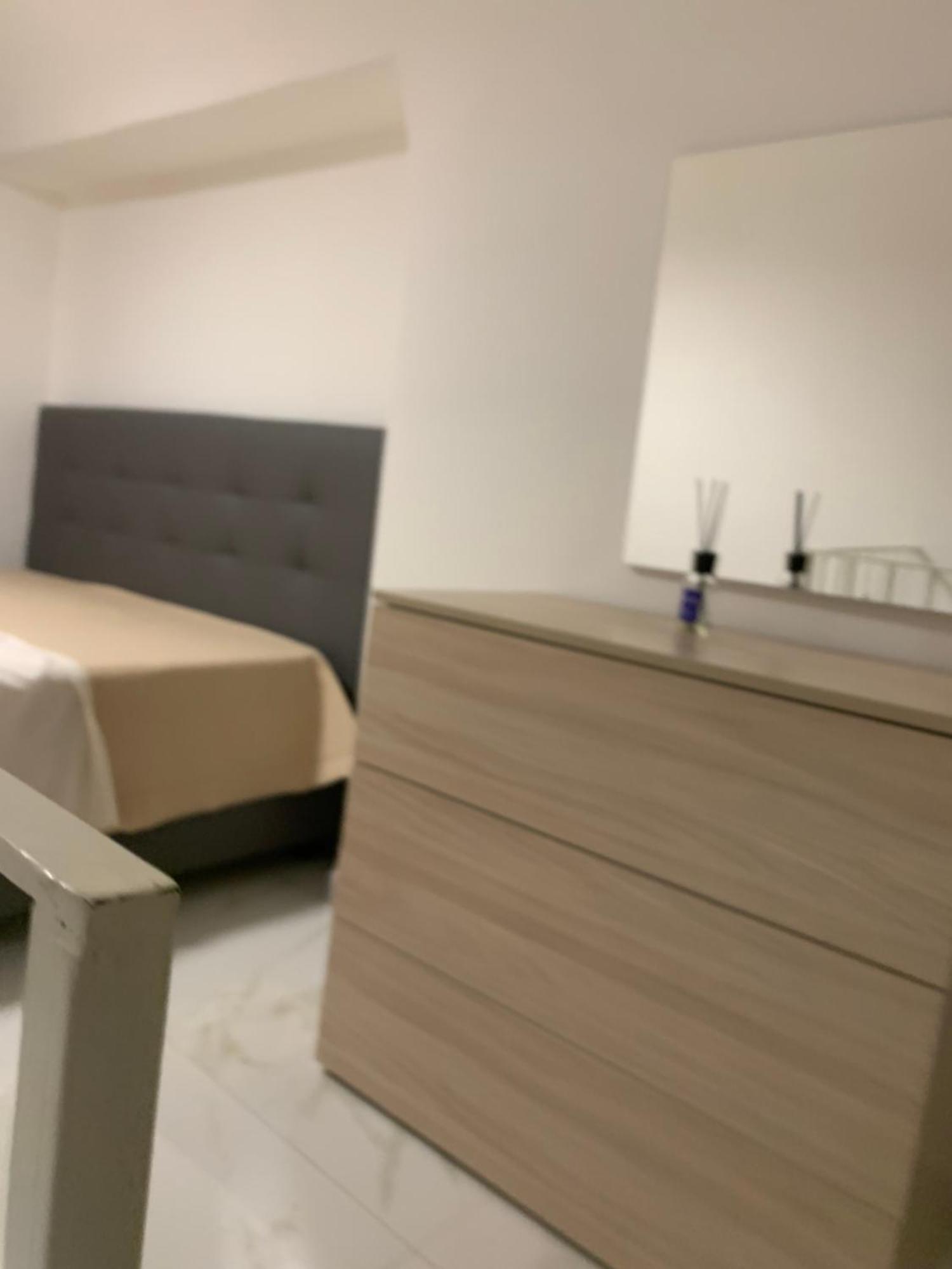 Viky House Chiaja 1 Apartment Naples Exterior photo