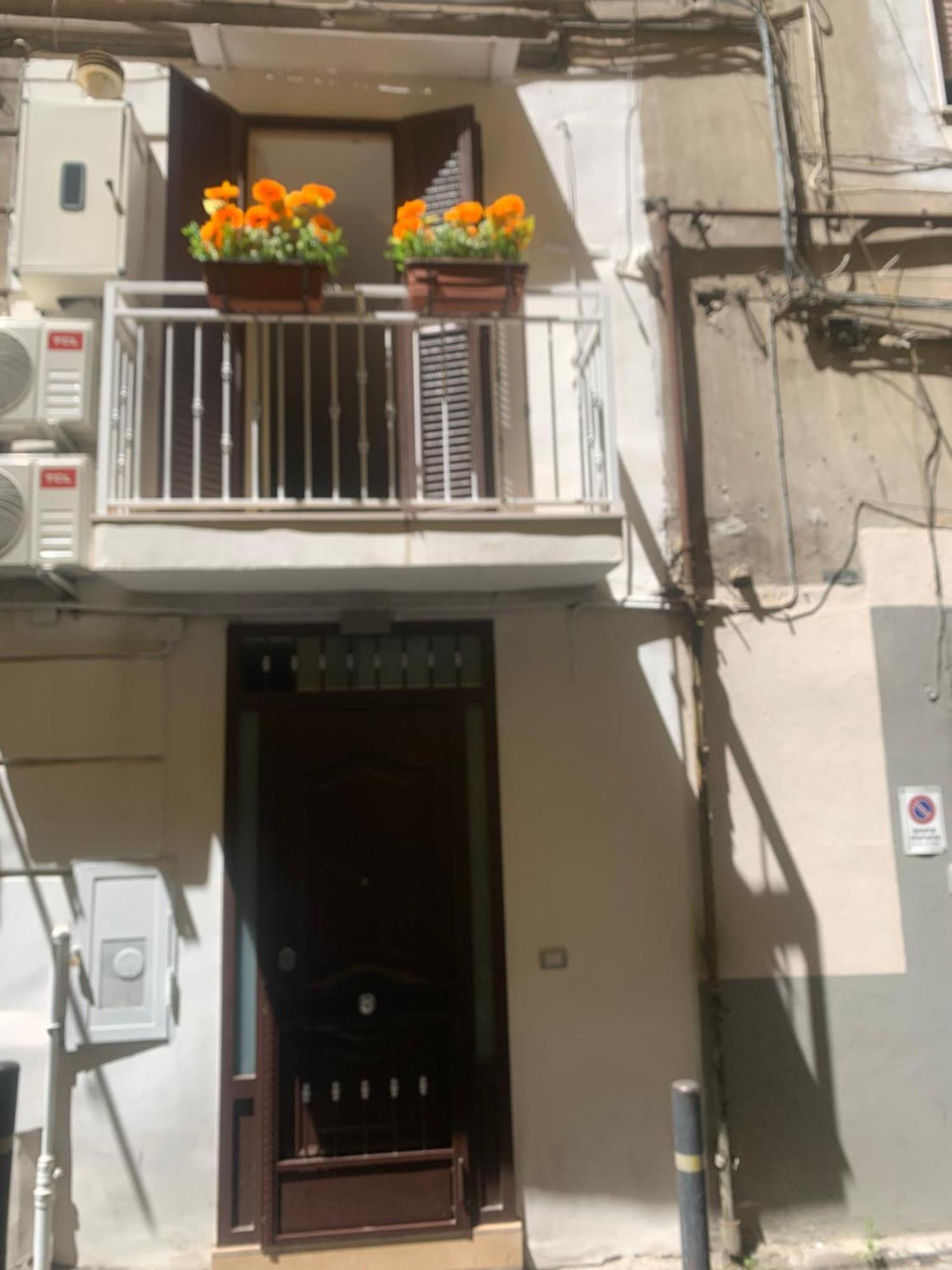 Viky House Chiaja 1 Apartment Naples Exterior photo
