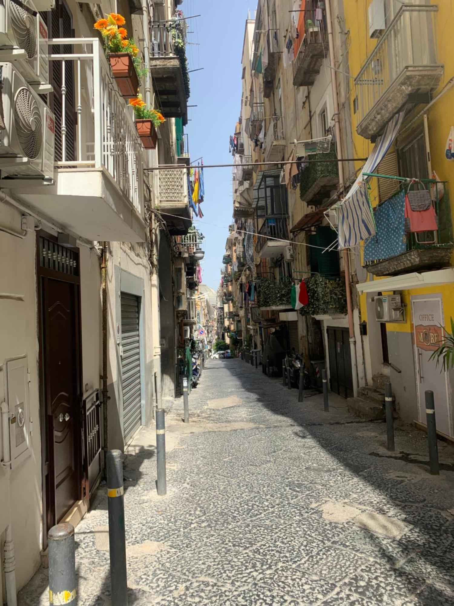 Viky House Chiaja 1 Apartment Naples Exterior photo